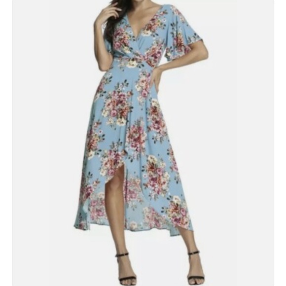 Elegant Floral High-Low Dress in Light Blue - Picture 1 of 11